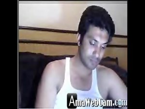 Pakistani hijab Lad Farhan jerking on webcam - AmaWebCam.com/gay